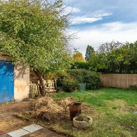 3bedroomsami Detached House *