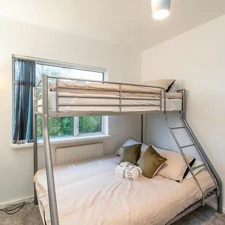 3bedroomsami Detached House