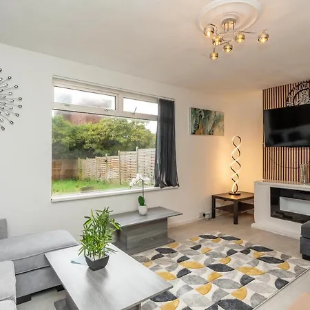 3bedroomsami Detached House * Bristol